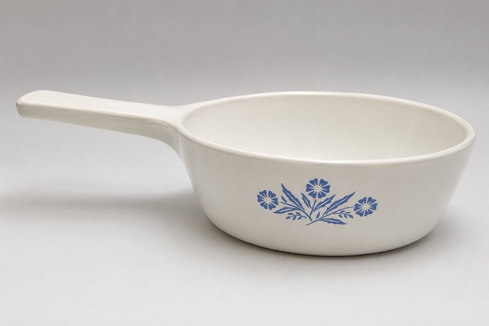 Corning Ware Blue Cornflower 1 Pint Saucepan P-81-B Made in USA